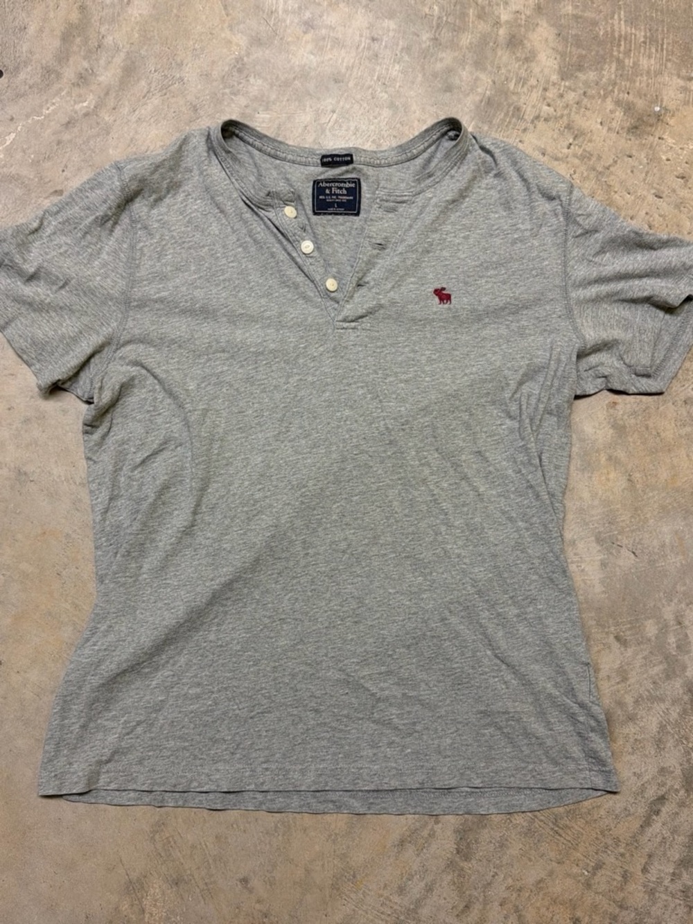 Abercrombie & Fitch Light Gray Short-Sleeve Henley with Red Logo